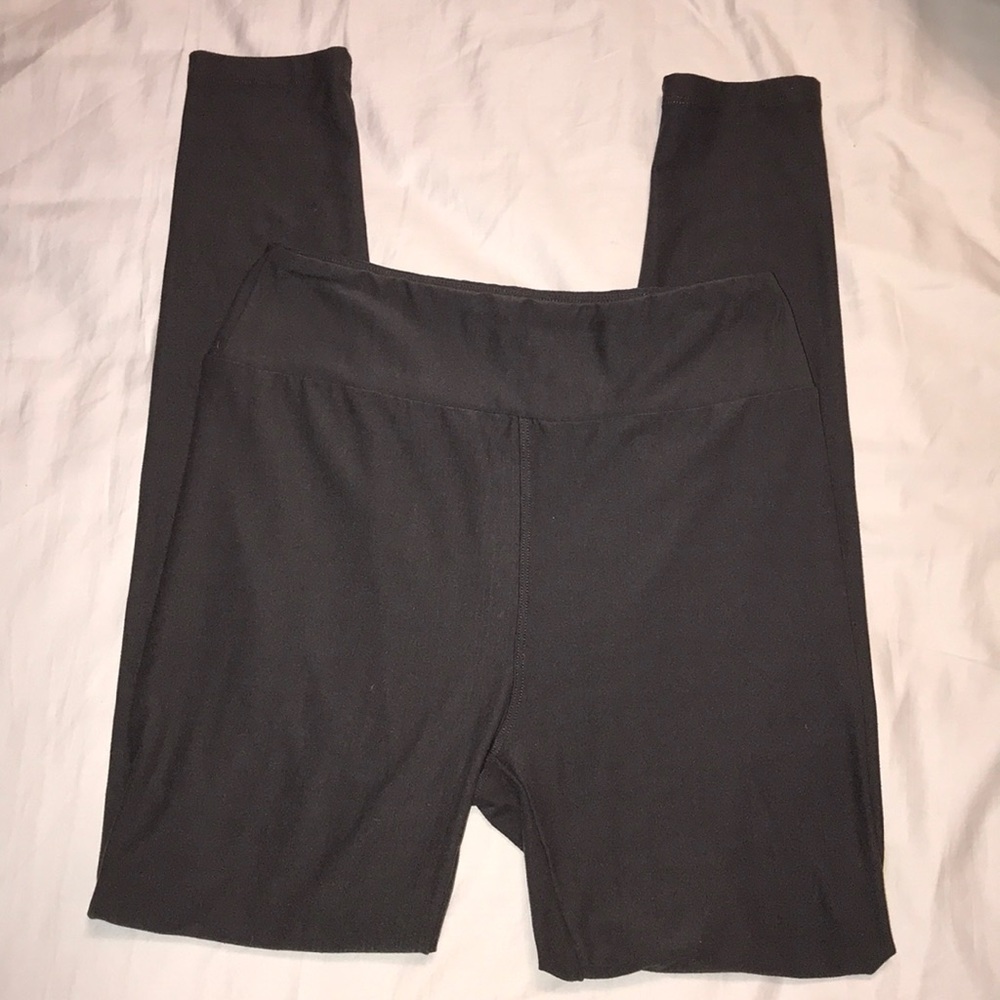 LULAROE GRAY LEGGINGS